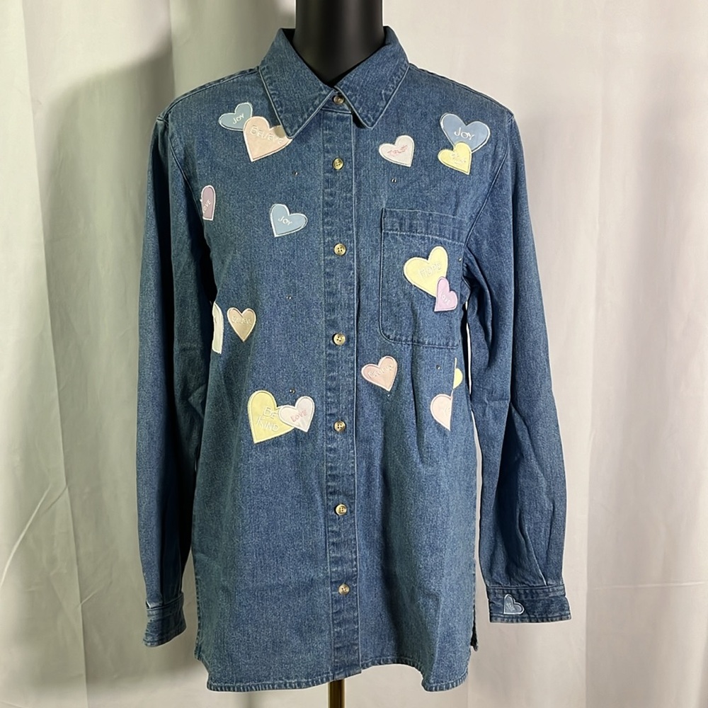 NWOT Quacker Factory Valentines Hearts Oversized Button Down Denim Shirt